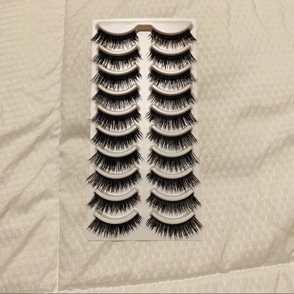 10 PCS FALSE EYELASHES